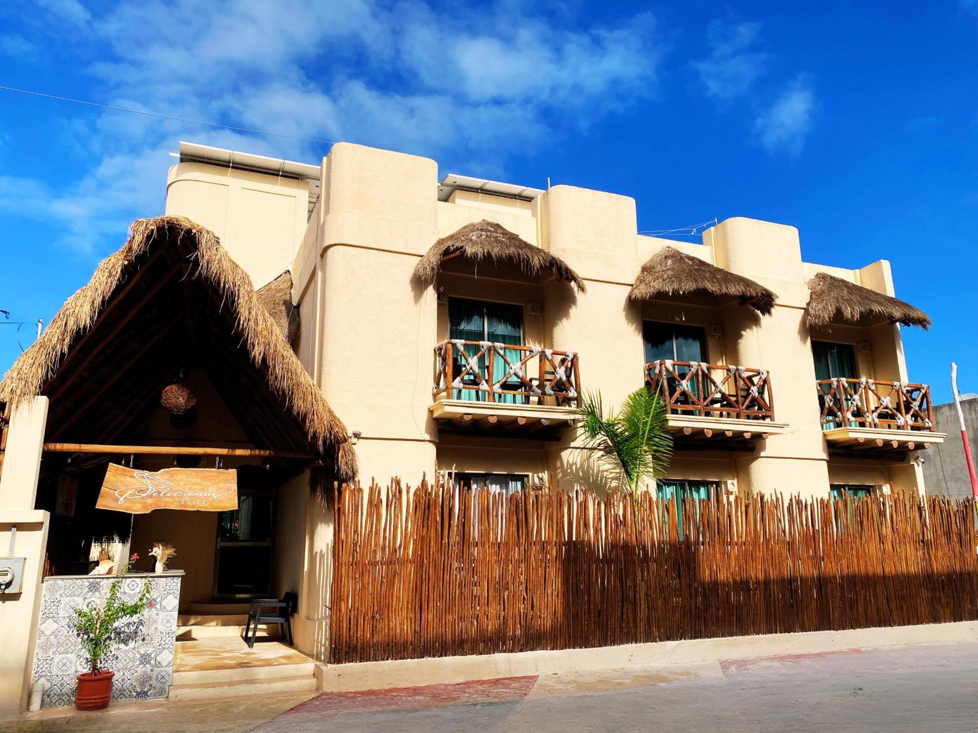 Hotel Pelecanus Suites Holbox Екстериор снимка